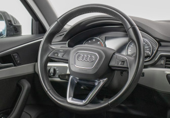 Подержанный автомобиль Audi A4 allroad 2019 года (15 фото)