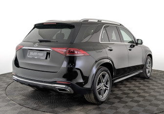 Подержанный автомобиль Mercedes-Benz GLE 2021 года (5 фото)