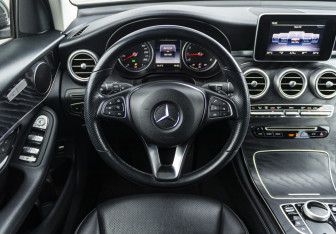 Подержанный автомобиль Mercedes-Benz GLC Coupe 2018 года (10 фото)