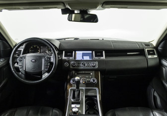 Подержанный автомобиль Land Rover Range Rover Sport 2010 года (14 фото)