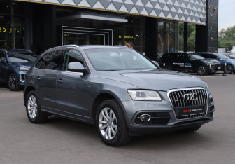 Подержанный автомобиль Audi Q5 2013 года (3 фото)