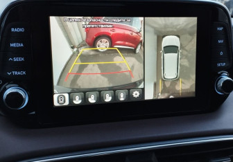 Подержанный автомобиль Hyundai Santa Fe 2019 года (14 фото)