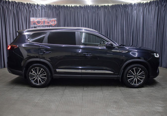 Подержанный автомобиль Chery Tiggo 8 Pro 2022 года (4 фото)