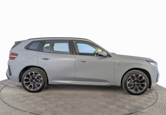 Новый BMW X3 2025 (4 фото)