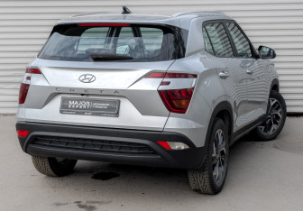 Подержанный автомобиль Hyundai Creta 2021 года (5 фото)