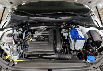 Подержанный автомобиль Skoda Octavia Liftback 2018 года (9 фото)