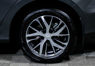 Подержанный автомобиль Geely Emgrand 2024 года (6 фото)