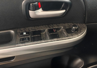 Подержанный автомобиль Suzuki Grand Vitara 2011 года (17 фото)