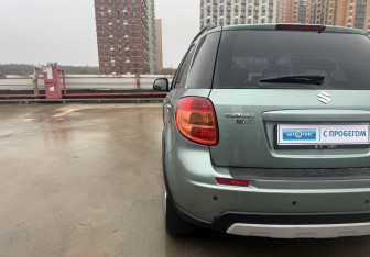 Подержанный автомобиль Suzuki SX4 Hatchback 2012 года (8 фото)