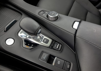 Подержанный автомобиль Infiniti QX50 2021 года (21 фото)