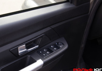 Подержанный автомобиль УАЗ Patriot 2020 года (18 фото)