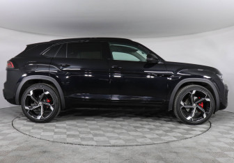 Подержанный автомобиль Volkswagen Teramont 2024 года (4 фото)