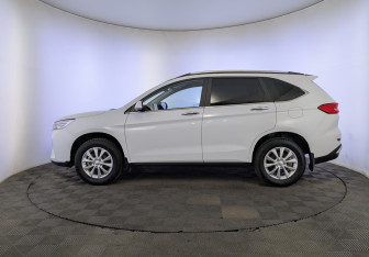 Подержанный автомобиль Haval M6 2024 года (8 фото)