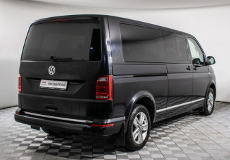 Подержанный автомобиль Volkswagen Multivan 2016 года (5 фото)