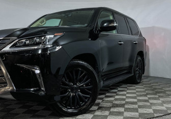 Подержанный автомобиль Lexus LX 2016 года (34 фото)