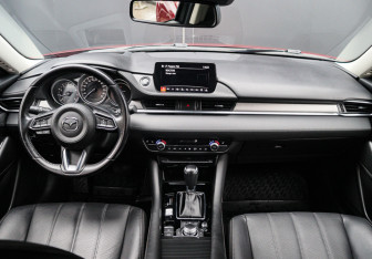 Подержанный автомобиль Mazda 6 Sedan 2019 года (10 фото)