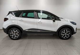 Подержанный автомобиль Renault Kaptur 2020 года (4 фото)