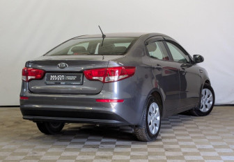 Подержанный автомобиль Kia Rio Sedan 2016 года (5 фото)