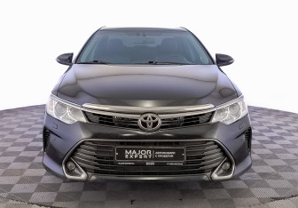 Подержанный автомобиль Toyota Camry Sedan 2016 года (2 фото)