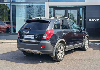 Подержанный автомобиль Opel Antara 2012 года (5 фото)