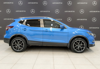 Подержанный автомобиль Nissan Qashqai 2021 года (4 фото)