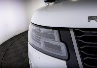Подержанный автомобиль Land Rover Range Rover 2018 года (17 фото)