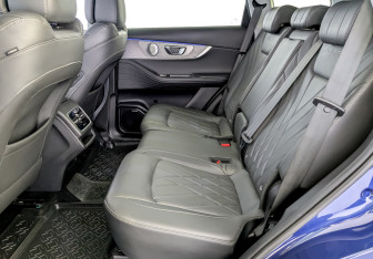 Подержанный автомобиль Chery Tiggo 8 Pro Max 2023 года (12 фото)