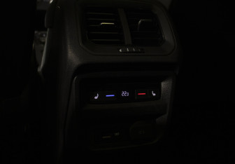 Подержанный автомобиль Volkswagen Tiguan 2018 года (22 фото)