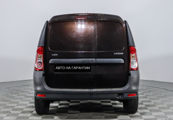 Подержанный автомобиль LADA (ВАЗ) Largus Wagon 2019 года (4 фото)