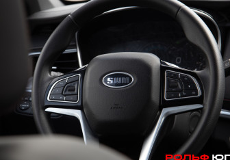 Подержанный автомобиль SWM G01F 2023 года (12 фото)