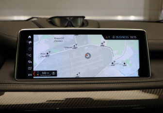 Подержанный автомобиль BMW X5 M 2018 года (15 фото)