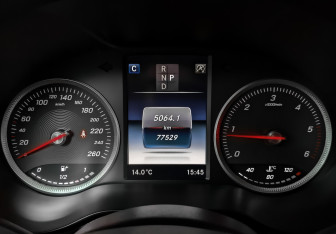 Подержанный автомобиль Mercedes-Benz GLC Coupe 2019 года (16 фото)