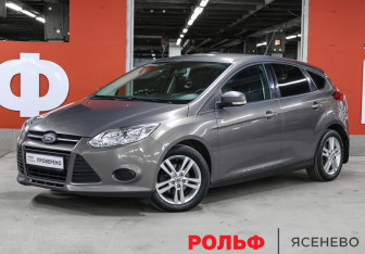 Подержанный автомобиль Ford Focus Hatchback 2011 года (1 фото)