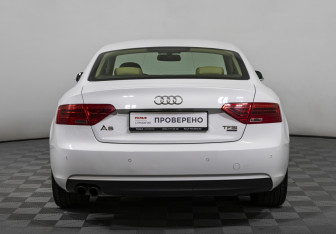 Подержанный автомобиль Audi A5 Coupe 2012 года (6 фото)
