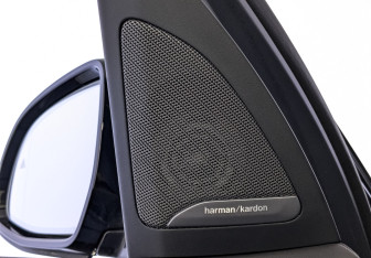 Подержанный автомобиль BMW X5 2025 года (26 фото)