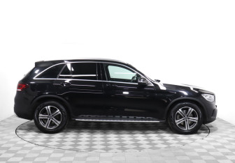 Подержанный автомобиль Mercedes-Benz GLC Coupe 2021 года (4 фото)