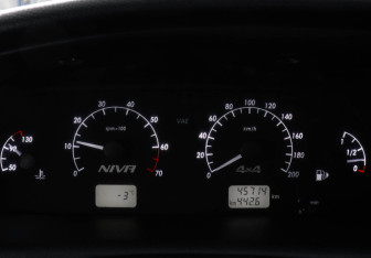 Подержанный автомобиль Chevrolet Niva 2020 года (11 фото)