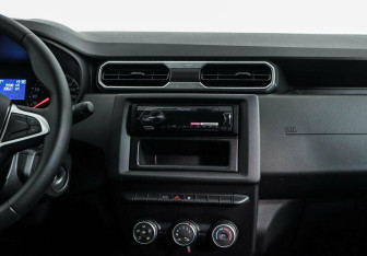 Подержанный автомобиль Renault Duster 2022 года (8 фото)