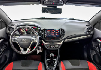 Подержанный автомобиль LADA (ВАЗ) Vesta Sedan 2021 года (14 фото)