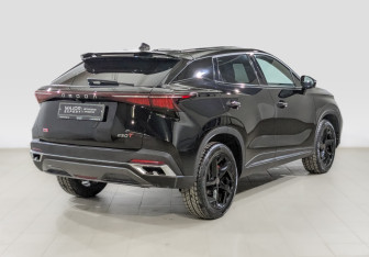 Подержанный автомобиль Omoda C5 2023 года (5 фото)