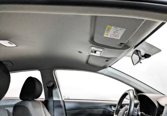 Подержанный автомобиль Hyundai Solaris Sedan 2020 года (23 фото)