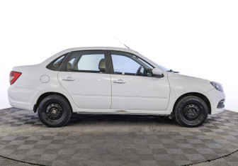 Подержанный автомобиль LADA (ВАЗ) Granta Sedan 2022 года (4 фото)