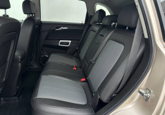 Подержанный автомобиль Opel Antara 2012 года (10 фото)