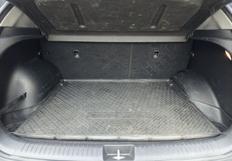 Подержанный автомобиль Hyundai Creta 2016 года (15 фото)