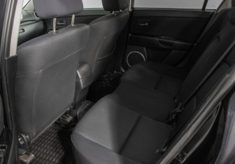 Подержанный автомобиль Mazda 3 Sedan 2008 года (11 фото)