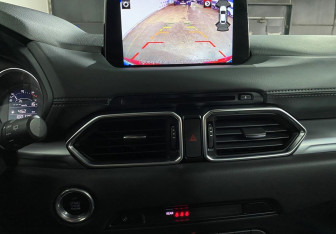 Подержанный автомобиль Mazda CX-5 2022 года (14 фото)