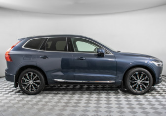 Подержанный автомобиль Volvo XC60 2018 года (4 фото)