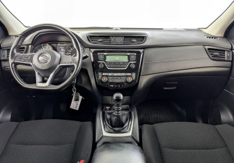 Подержанный автомобиль Nissan Qashqai 2019 года (14 фото)