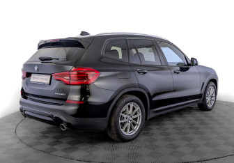 Подержанный автомобиль BMW X3 2021 года (4 фото)