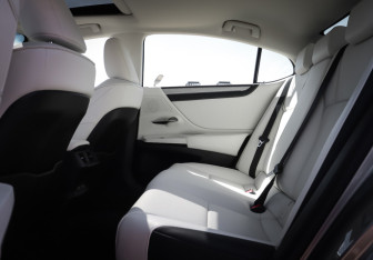 Новый Lexus ES 2025 (18 фото)